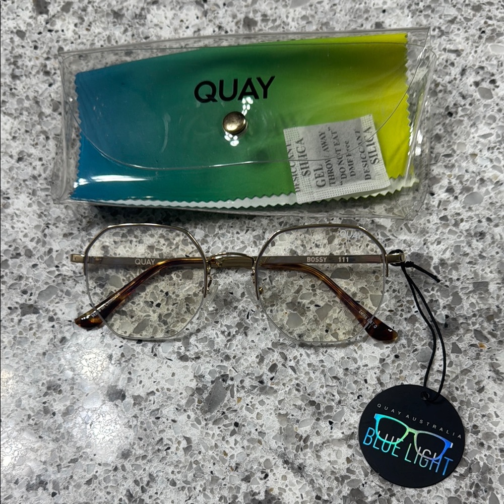 Quay Australia Gold and Brown blue light glasses- NWT